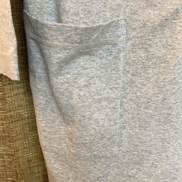 GAP body hazy grey robe - Picture 4 of 6